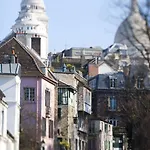 Blanche Montmartre מלון 2*