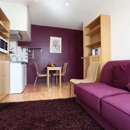 Blanche Montmartre Paryż