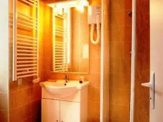 Hotel Blanche Montmartre Paryż