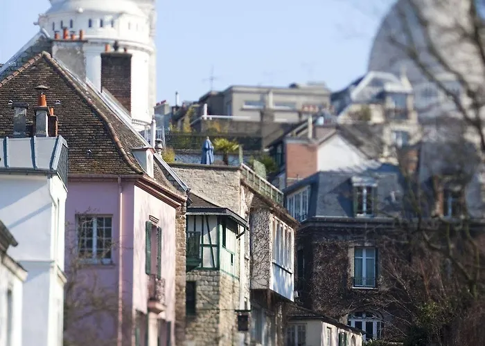 Blanche Montmartre Отель 2*